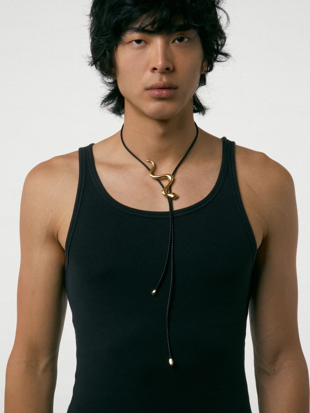 Mue Bolo Tie (Gold)