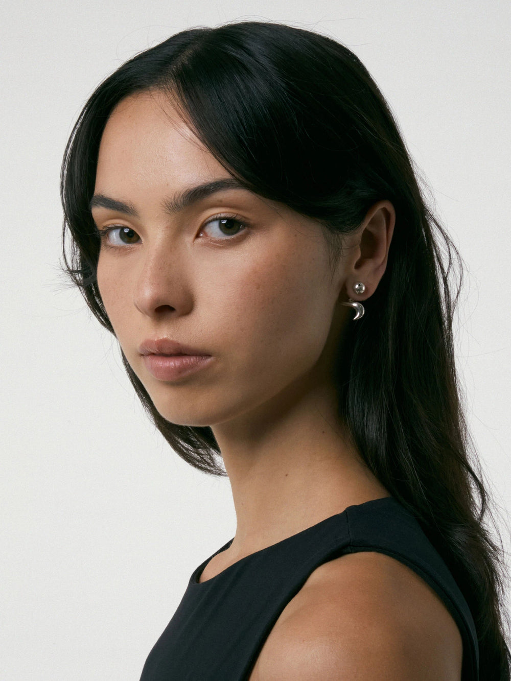 Oculo Moonstone Earrings